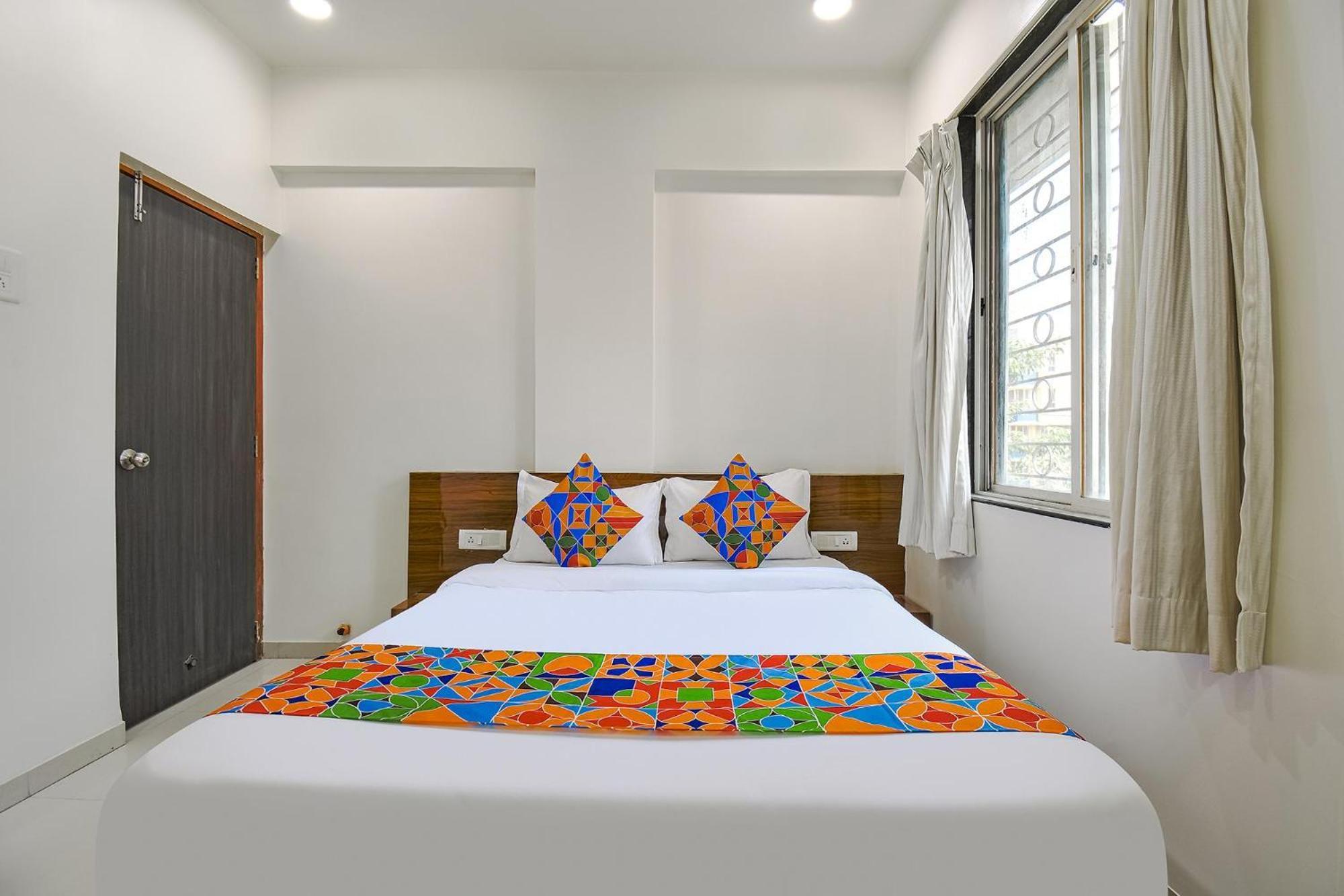 Fabhotel Skylight Studio Rooms - Nr Mcf Camp Pune Luaran gambar