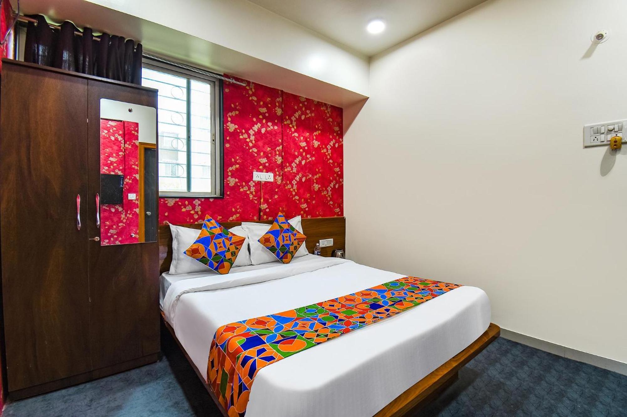Fabhotel Skylight Studio Rooms - Nr Mcf Camp Pune Luaran gambar