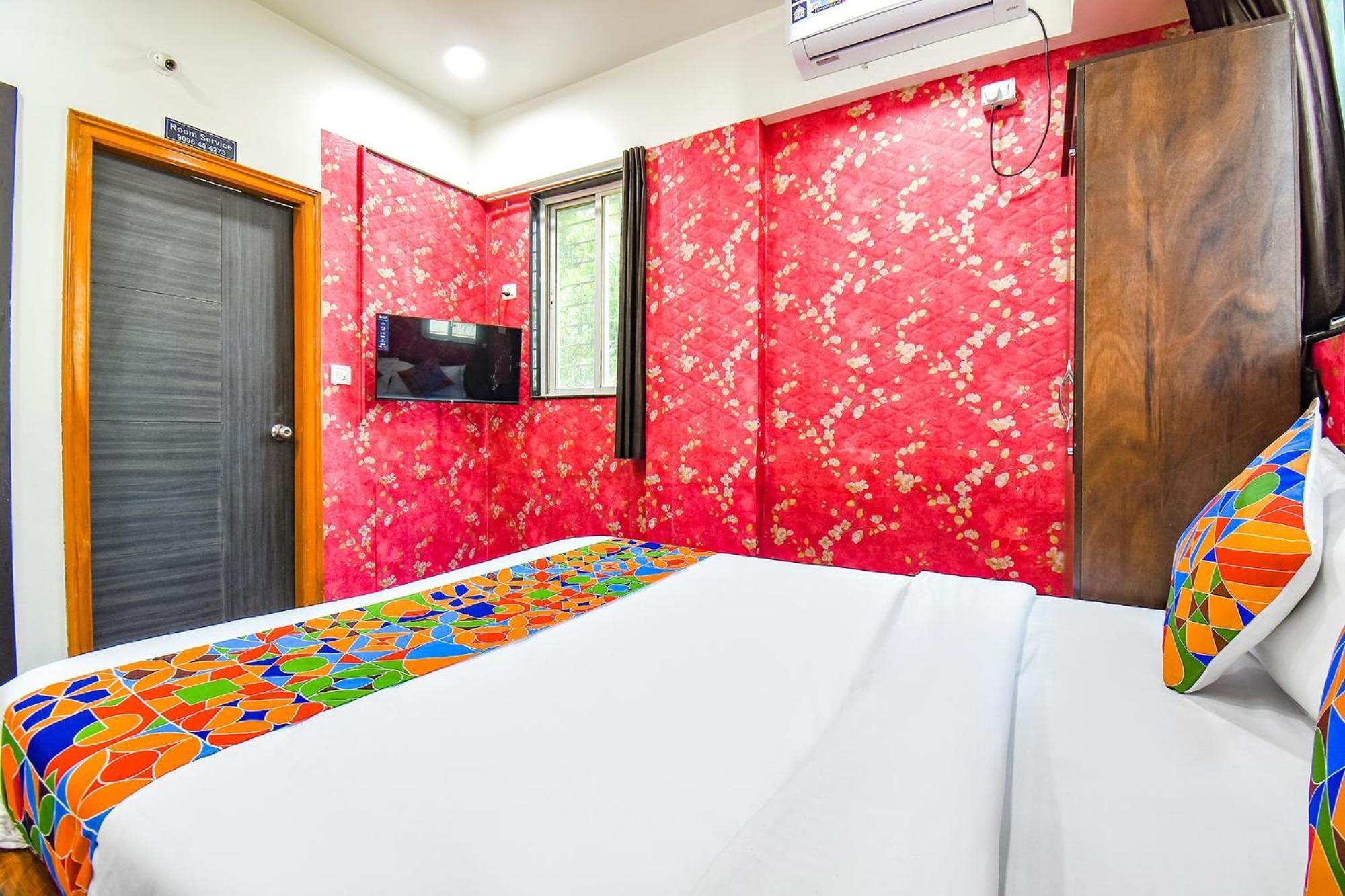 Fabhotel Skylight Studio Rooms - Nr Mcf Camp Pune Luaran gambar
