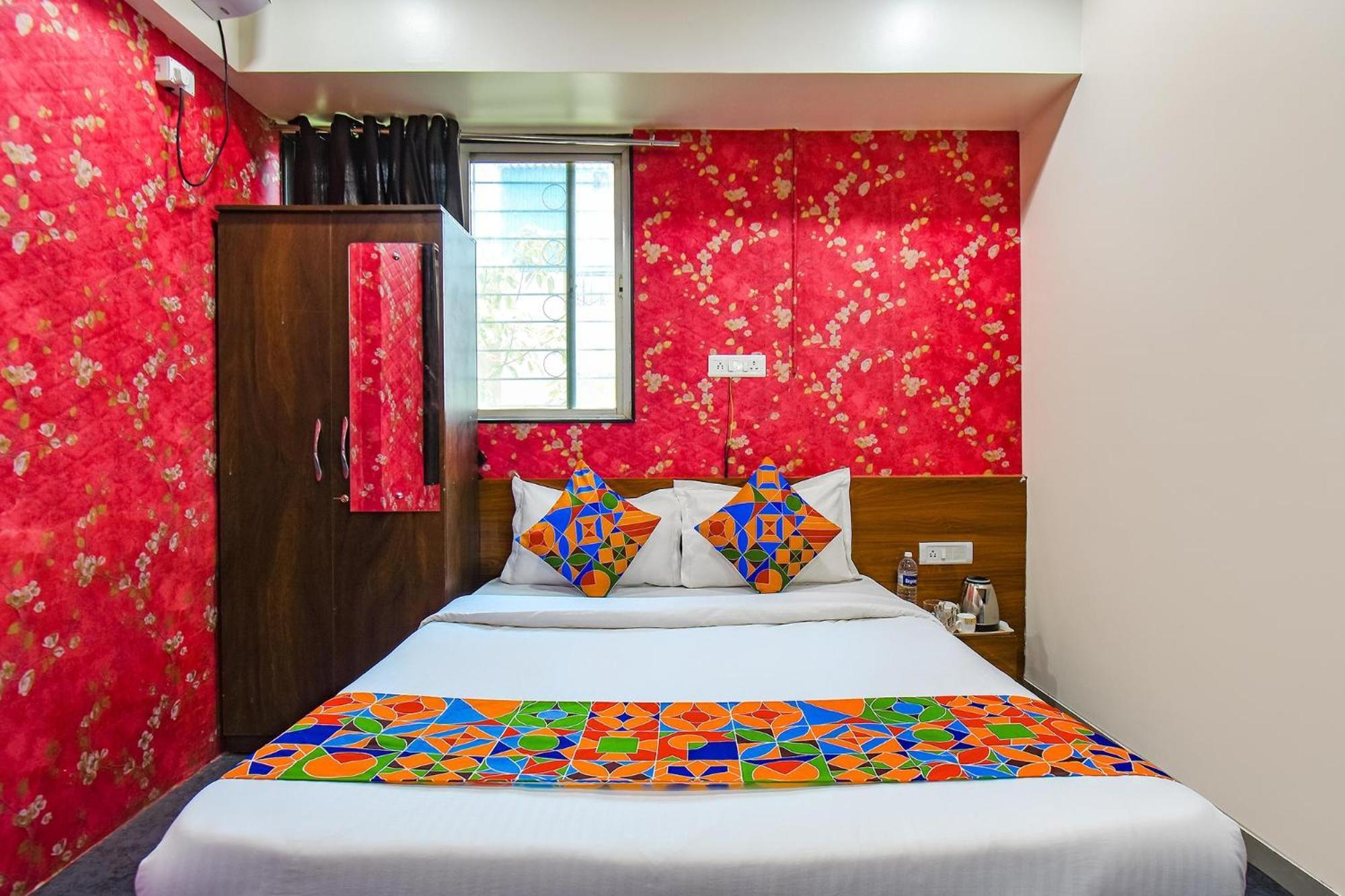 Fabhotel Skylight Studio Rooms - Nr Mcf Camp Pune Luaran gambar
