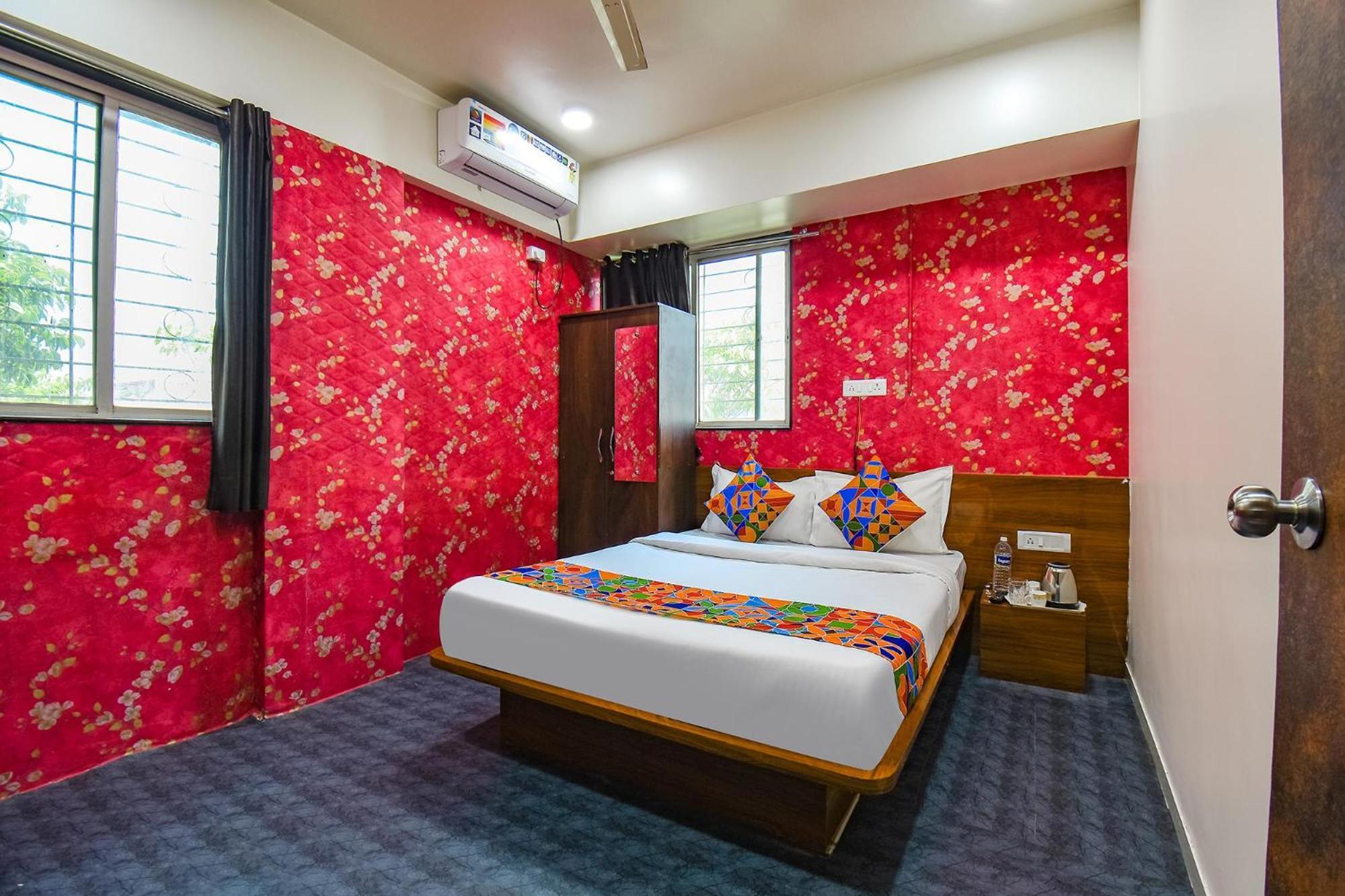 Fabhotel Skylight Studio Rooms - Nr Mcf Camp Pune Luaran gambar